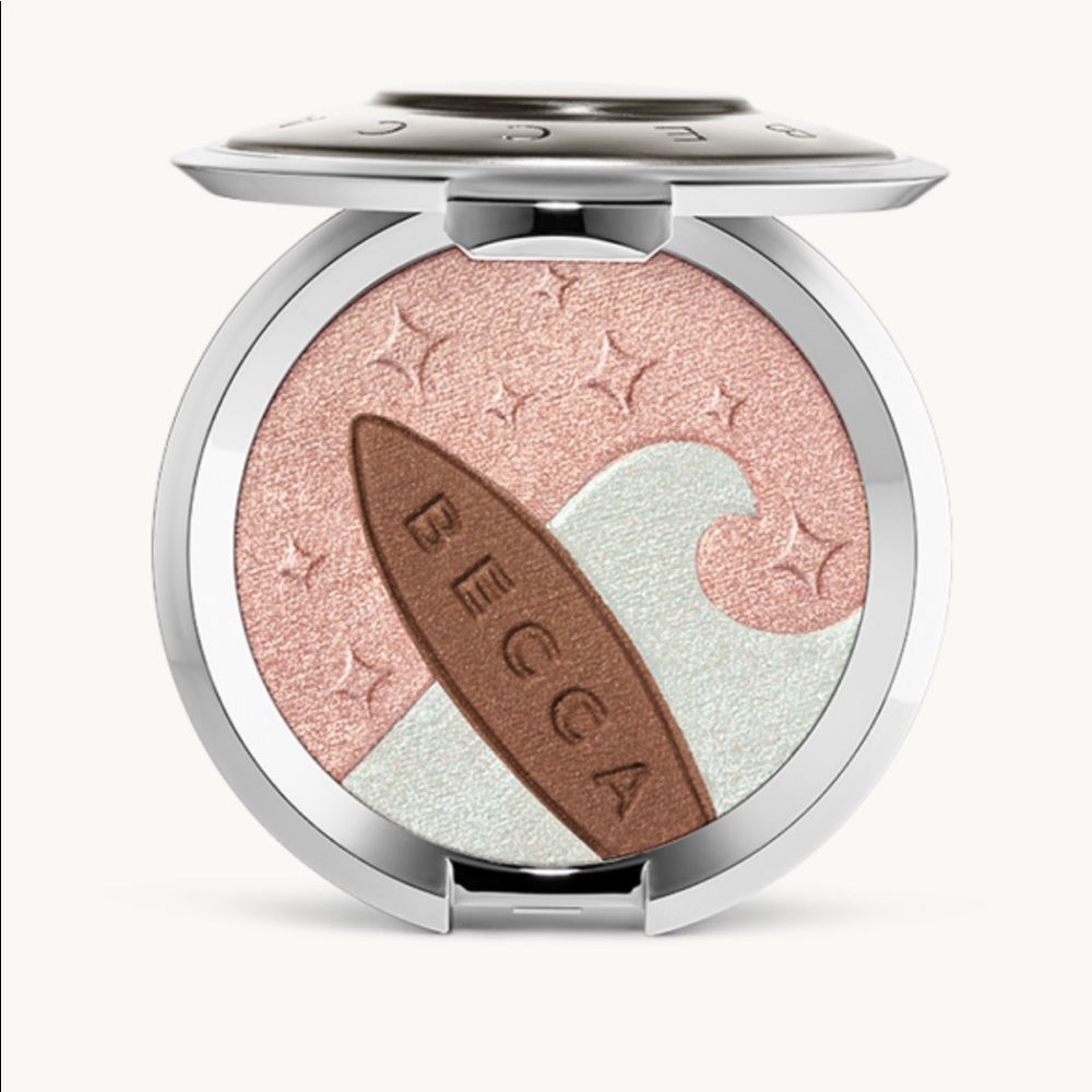 BECCA “Passport to Glow” Highlighter